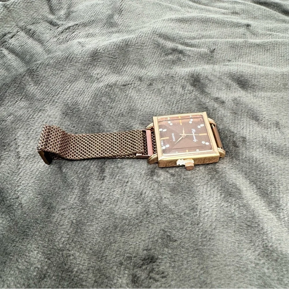 Women’s Bronze Metal Band Costume Jewelry Stainless Steal Quartz Watch
